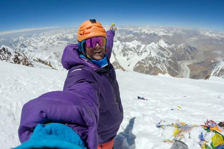 Nuevo récord de ascensión al K2 sin oxígeno en menos de 11 horas