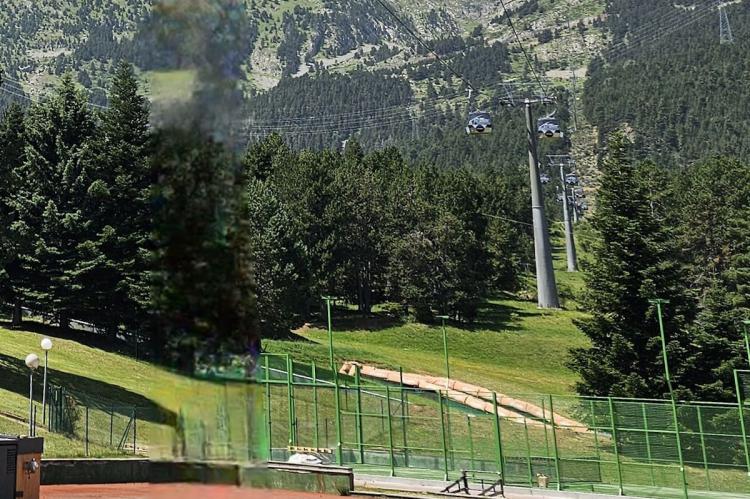 La Molina abre una de las pistas de pádel más altas de Europa