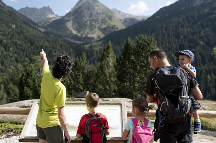 Lleida anticipa un puente de Todos los Santos con gran afluencia en el Pirineo