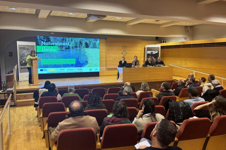 Lleida despliega puntos de recarga para bicicletas y coches en 98 municipios