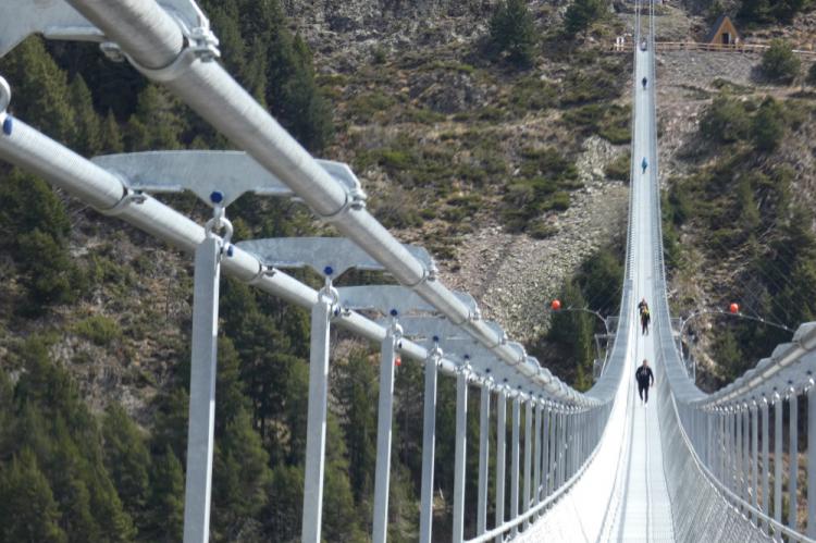Canillo sacará a concurso las obras del telecabina del puente tibetano en julio
